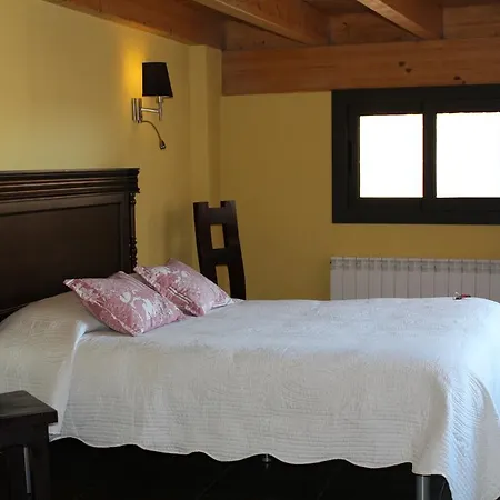 Els Canonges Allotjament Guest house La Seu d'Urgell