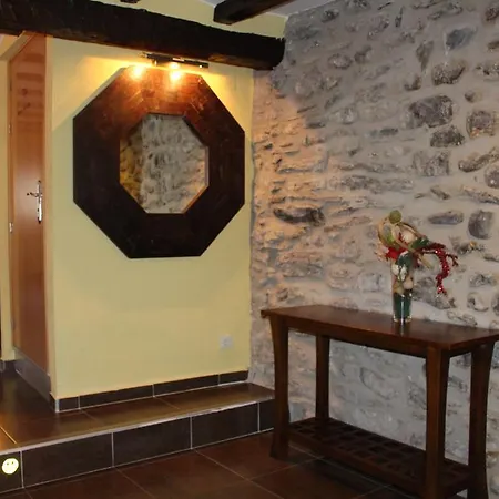 Guest house Els Canonges Allotjament