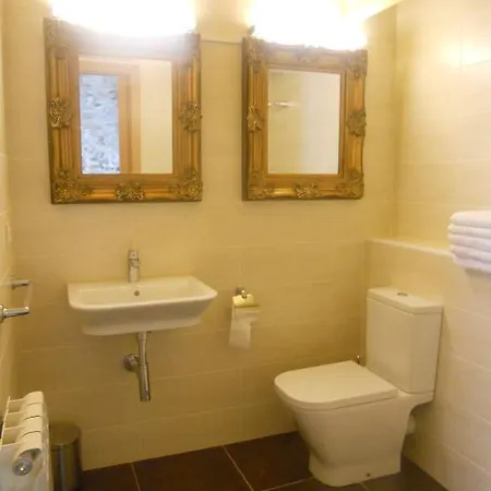 Els Canonges Allotjament Guest house 2*